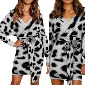 ✨THE SAVOY GREY LEOPARD BATWING SWEATER DRESS *NWT